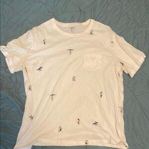 GAP White Short Sleeve Tee with Subtle Pattern